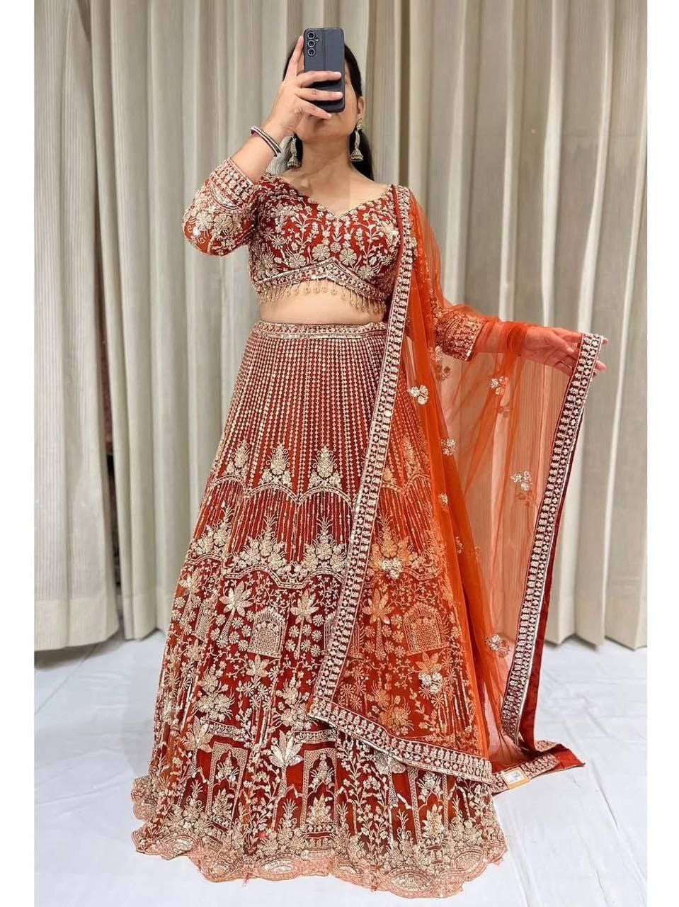 Lehenga collection "Shadiri" - Orange
