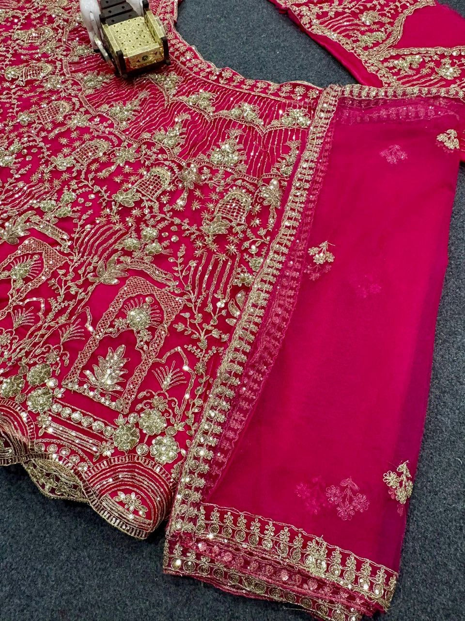 Lehenga collection "Shadiri" - Rose