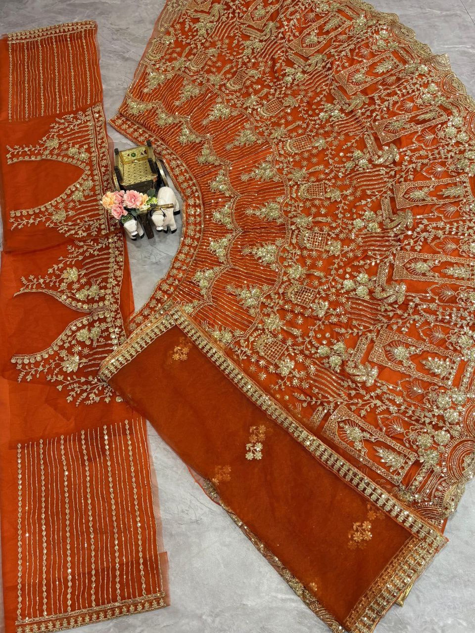 Lehenga collection "Shadiri" - Orange