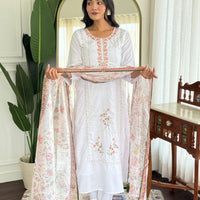 Punjabi "Pooja" - Blanc