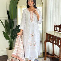 Punjabi "Pooja" - Blanc