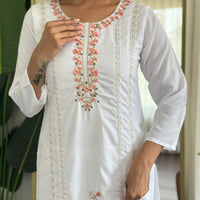 Punjabi "Pooja" - Blanc