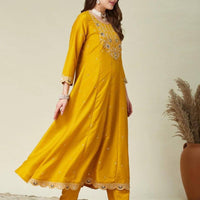 Anarkali Collection "Saanvi" - Jaune