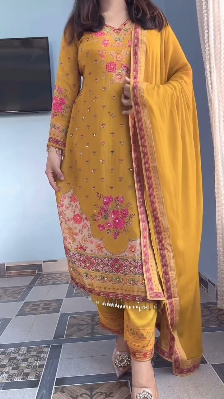 Punjabi "Nisha" - Jaune moutarde