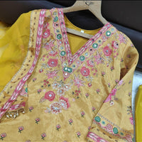 Punjabi "Nisha" - Jaune moutarde