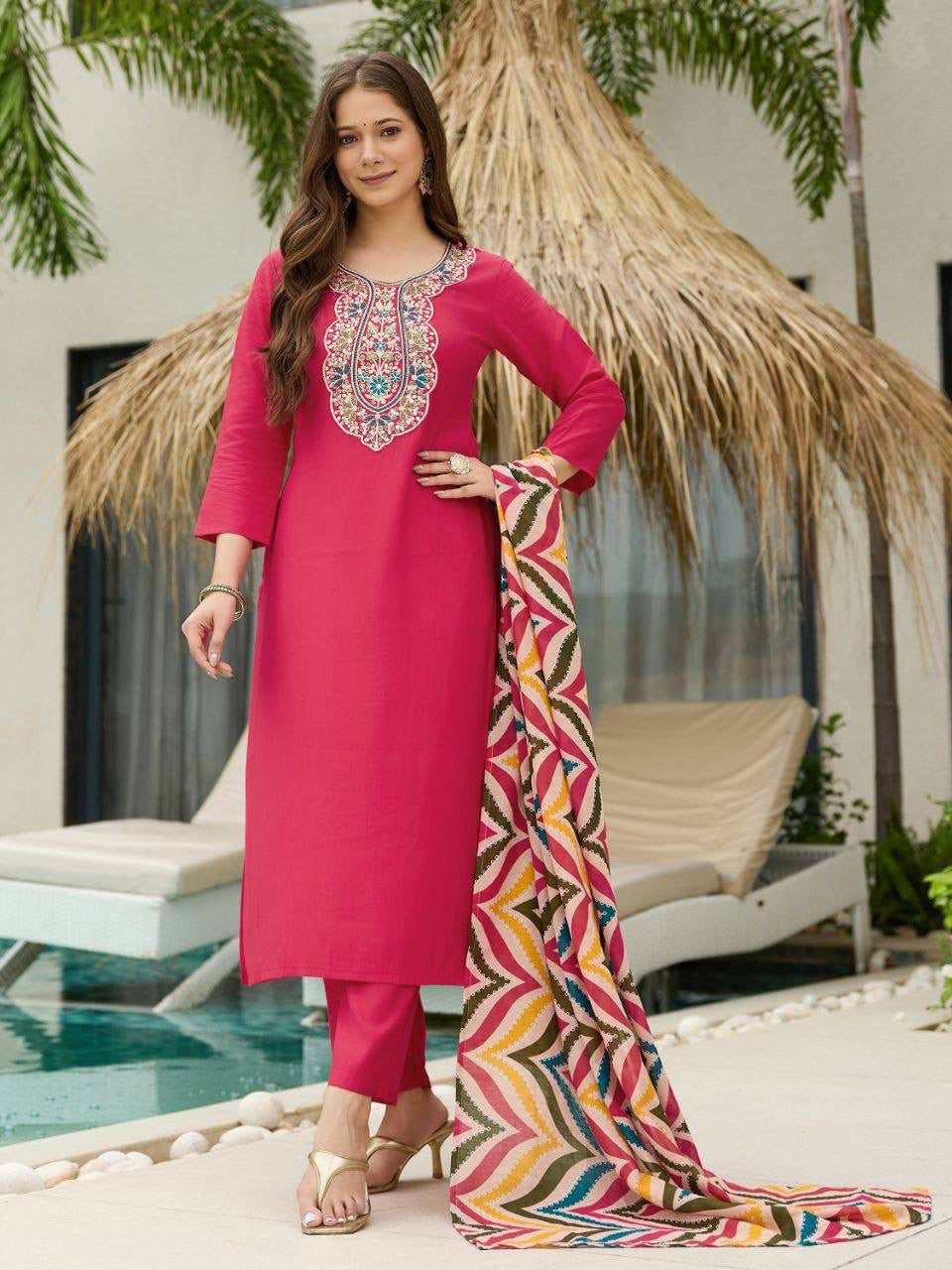 Punjabi "Avni" - Rose fuschia