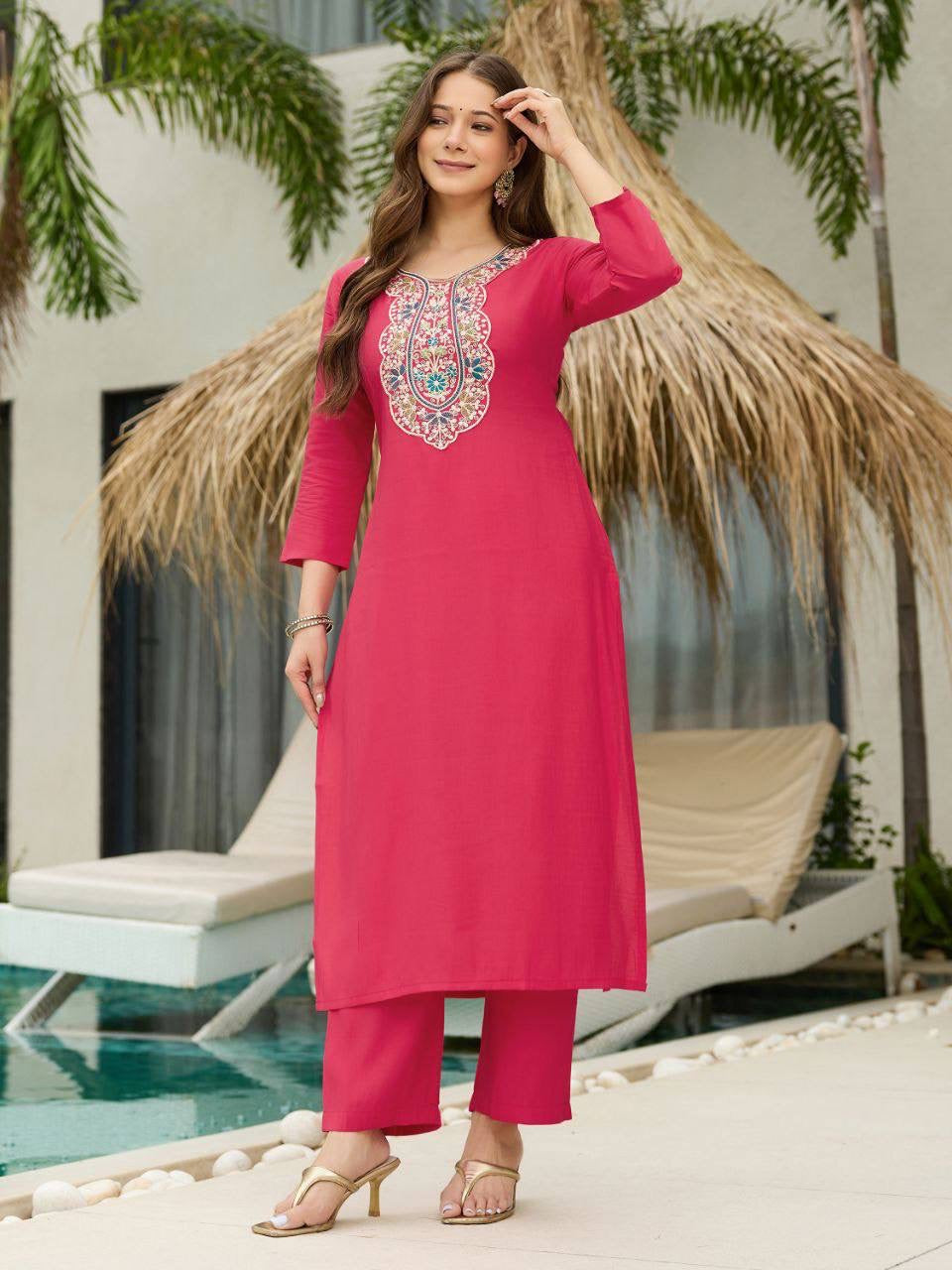 Punjabi "Avni" - Rose fuschia