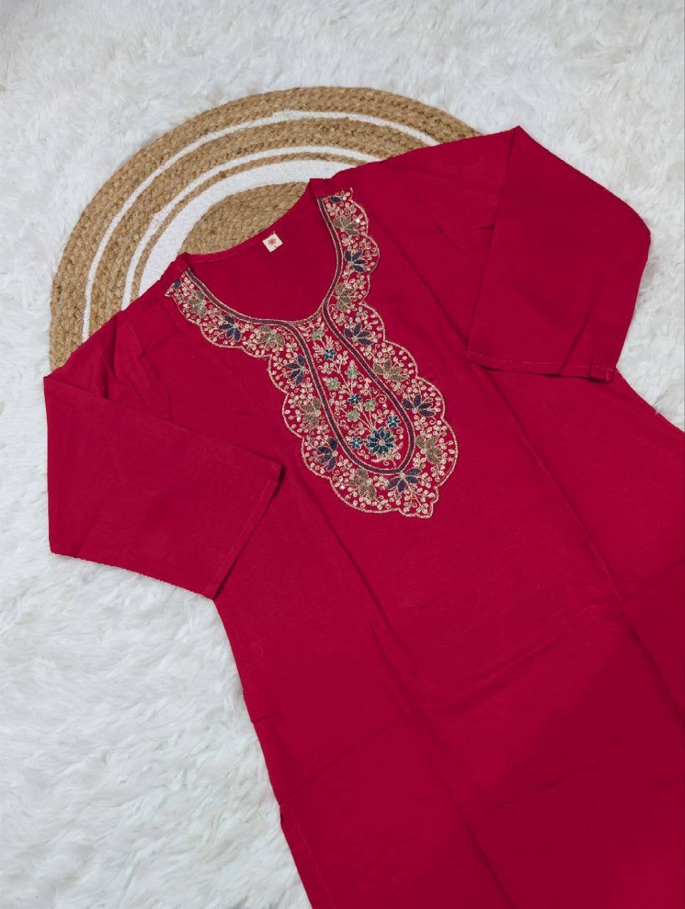 Punjabi "Avni" - Rose fuschia