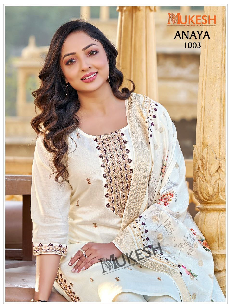 Punjabi "Anaya" - Blanc