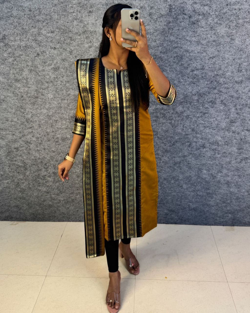 Punjabi "Kajol" - Bronze
