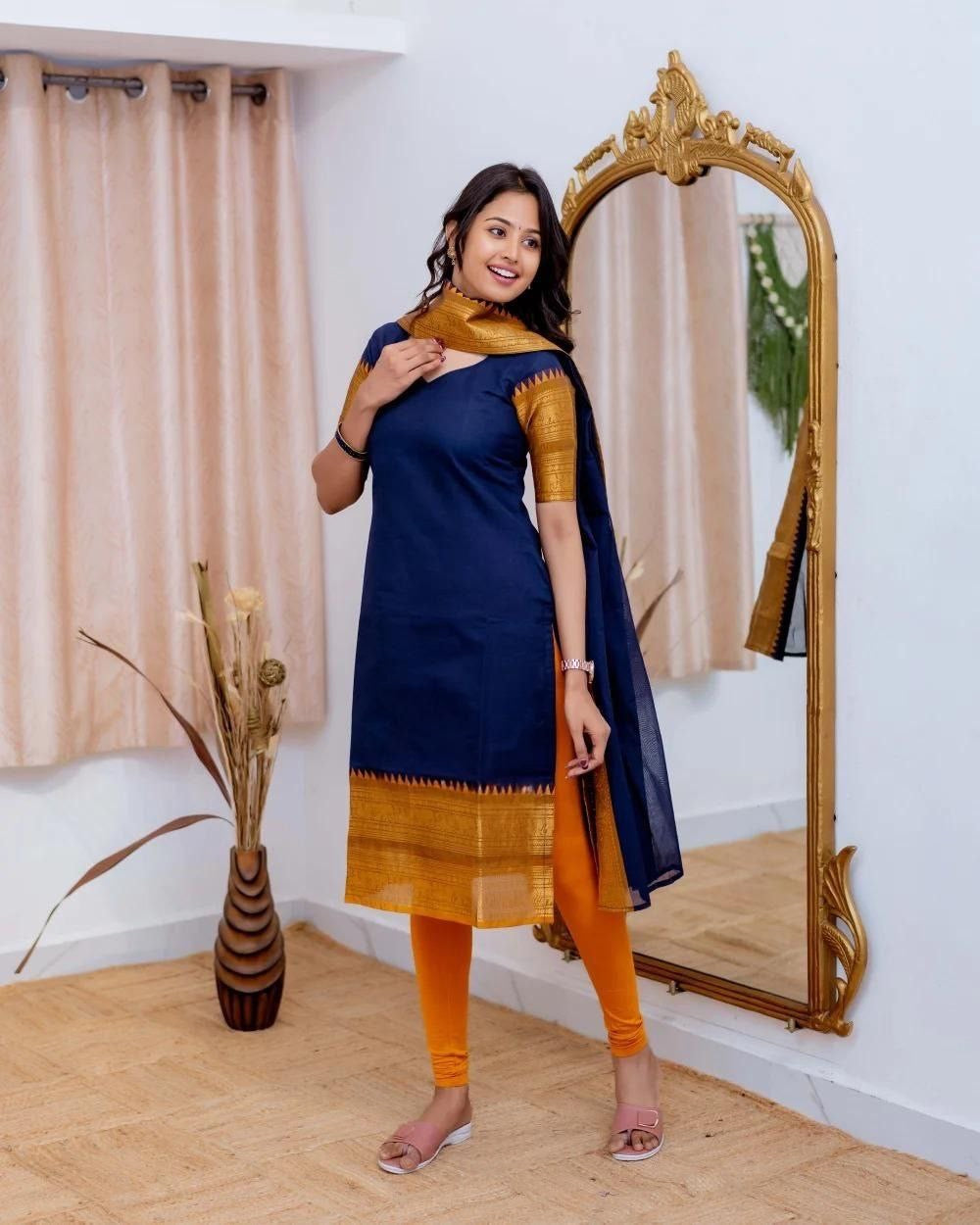 Punjabi "Jonita" - Bleu nuit