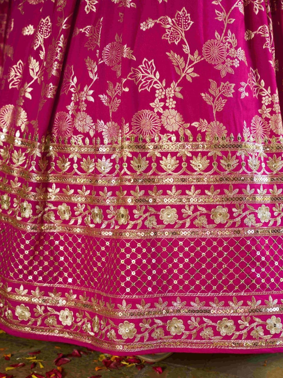 Lehenga collection "Sandju"