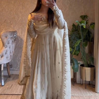 Anarkali/Robe Collection "Indra" - Beige