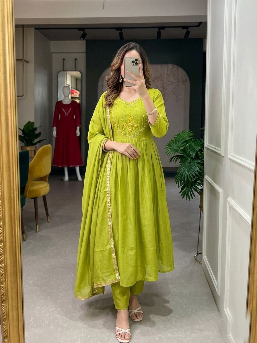 Anarkali  "Anjana" - Vert anis