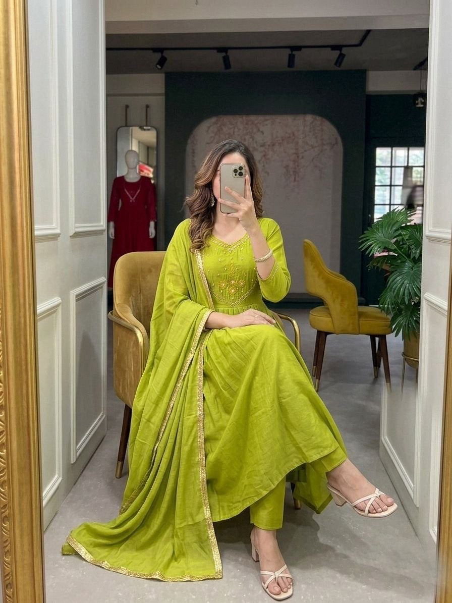 Anarkali  "Anjana" - Vert anis