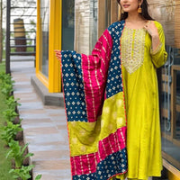 Punjabi "Anneesha" - Vert anis