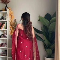 Punjabi "Ranee" - Rouge bordeaux