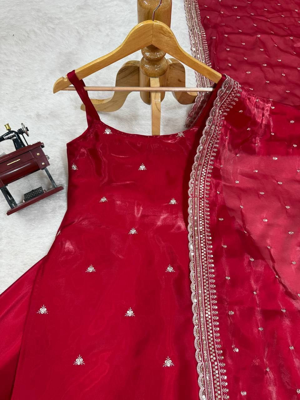 Punjabi "Ranee" - Rouge bordeaux