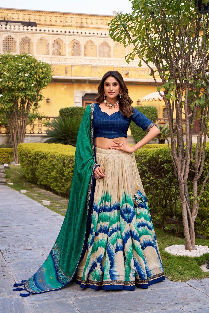 Lehenga collection "Anahitha" - Bleu