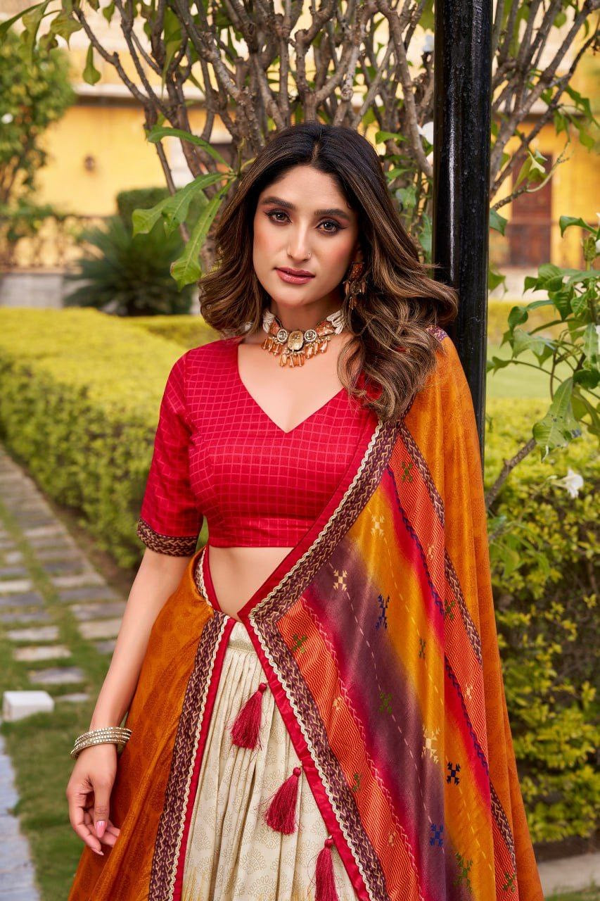 Lehenga collection "Anahitha" - Rouge