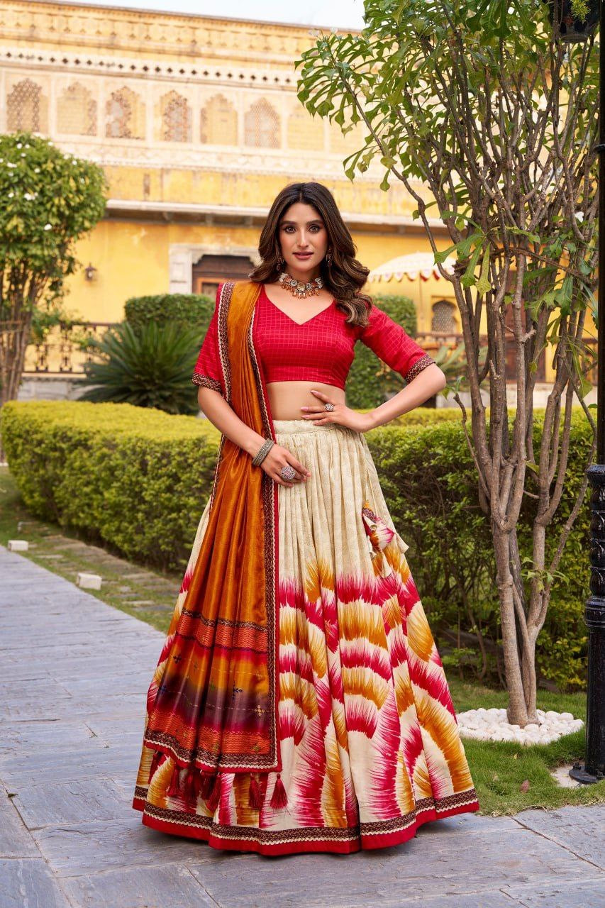 Lehenga collection "Anahitha" - Rouge