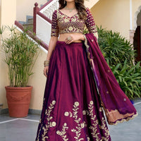 Lehenga collection "Dipriya" - Prune