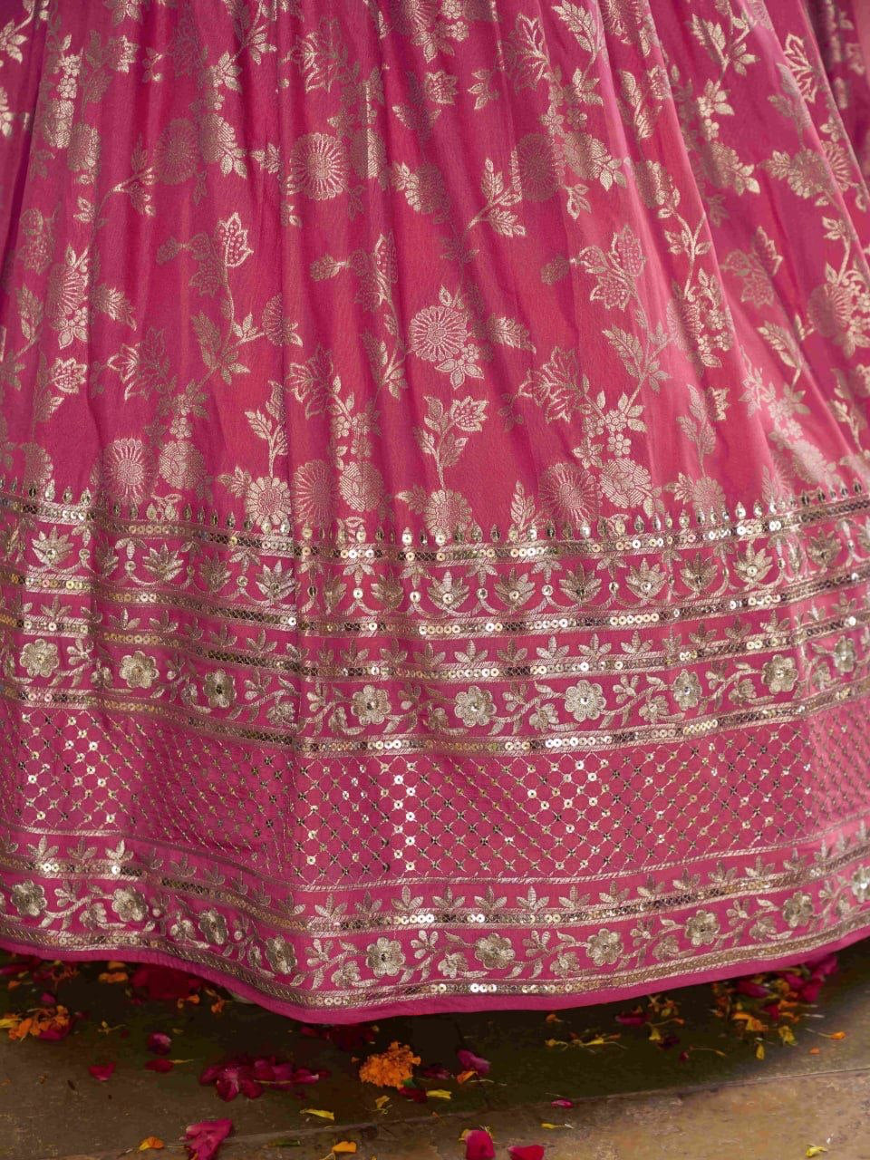 Lehenga collection "Sandju"