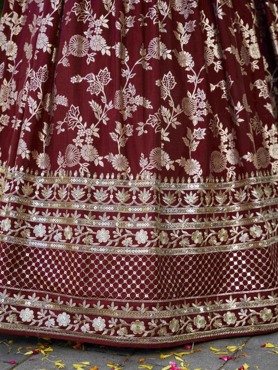 Lehenga collection "Sandju"