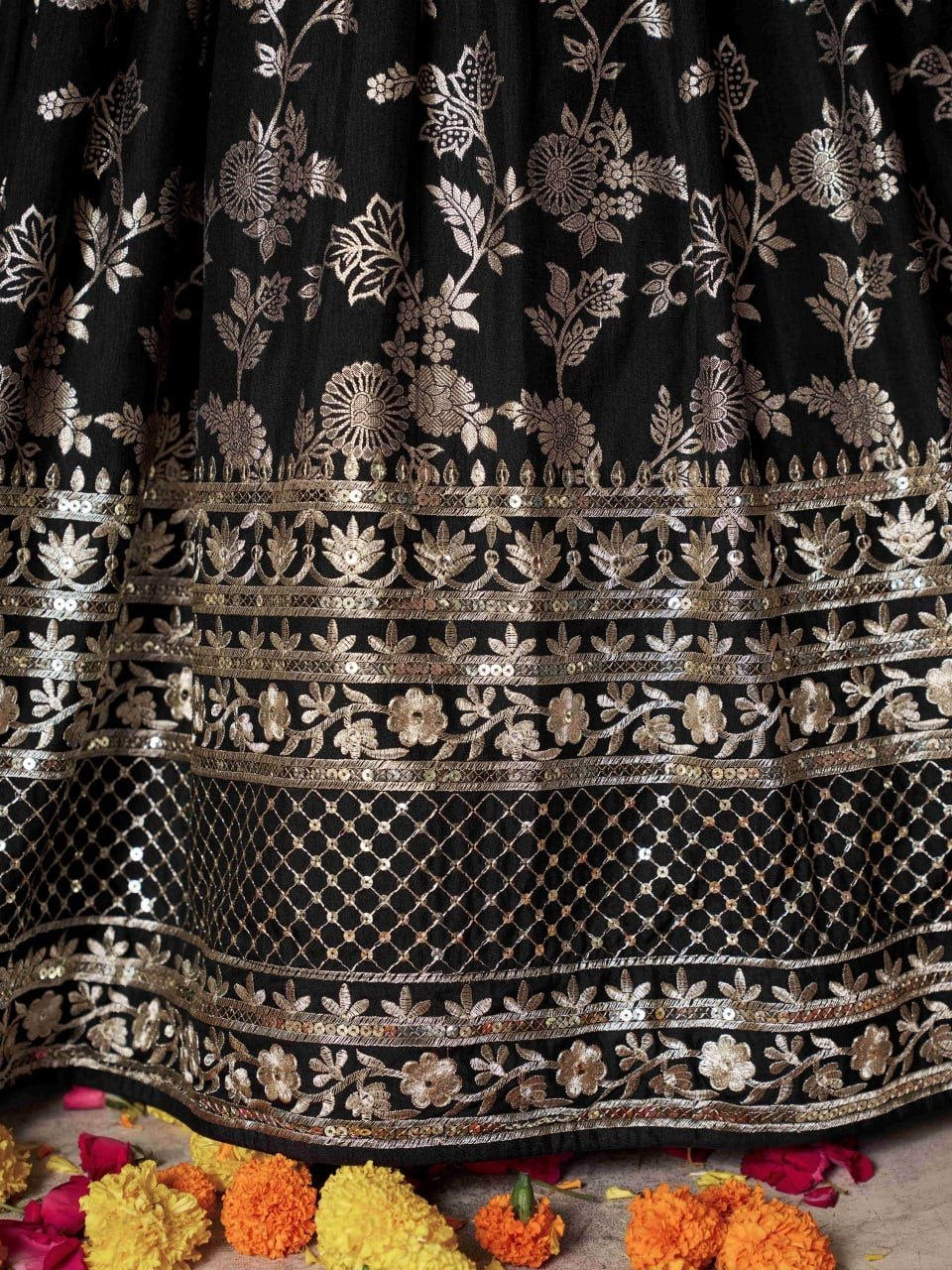 Lehenga collection "Sandju"