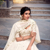 Lehenga collection "Douchanty" Blanc cassé