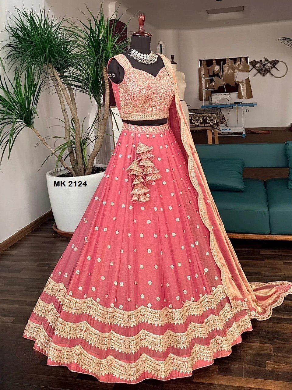 Lehenga collection "Riya" - Rose pêche