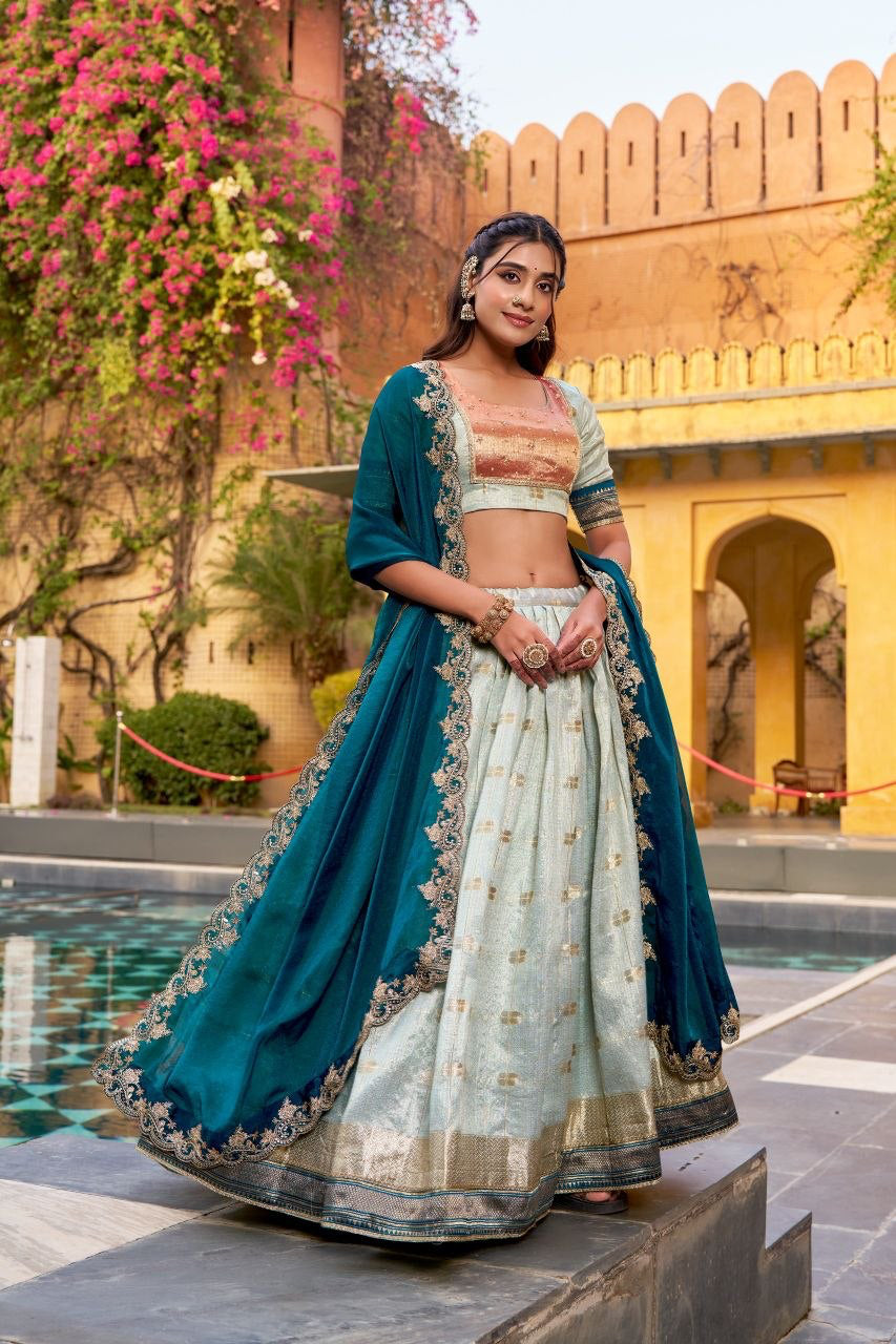 Lehenga collection "Vedaa" - Vert d&