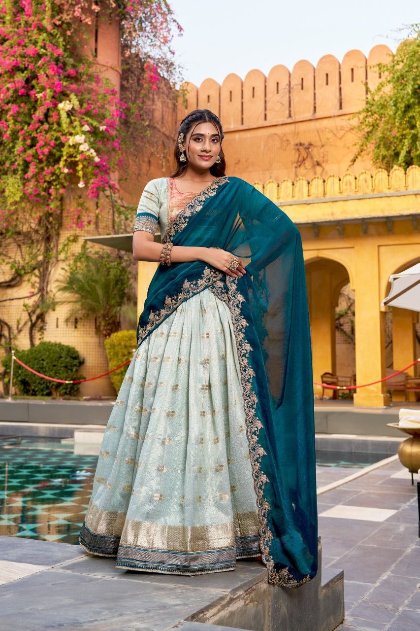Lehenga collection "Vedaa" - Vert d&