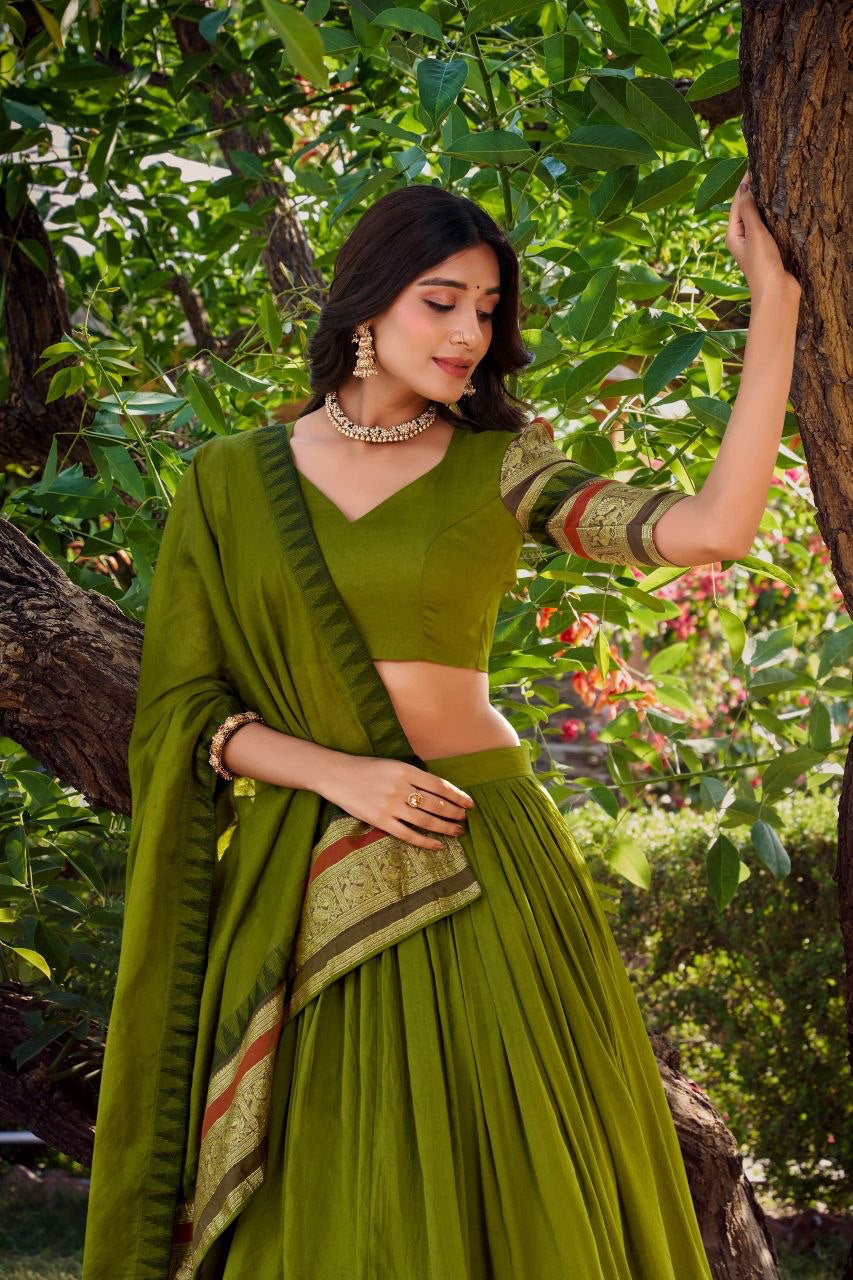 Lehenga collection "Nirupa" - Vert olive