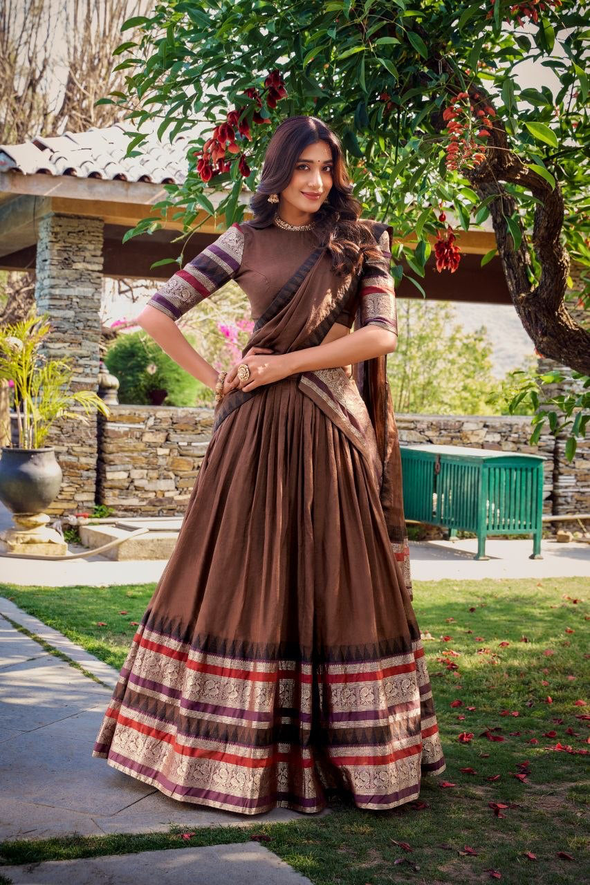 Lehenga collection "Nirupa" - Marron chocolat