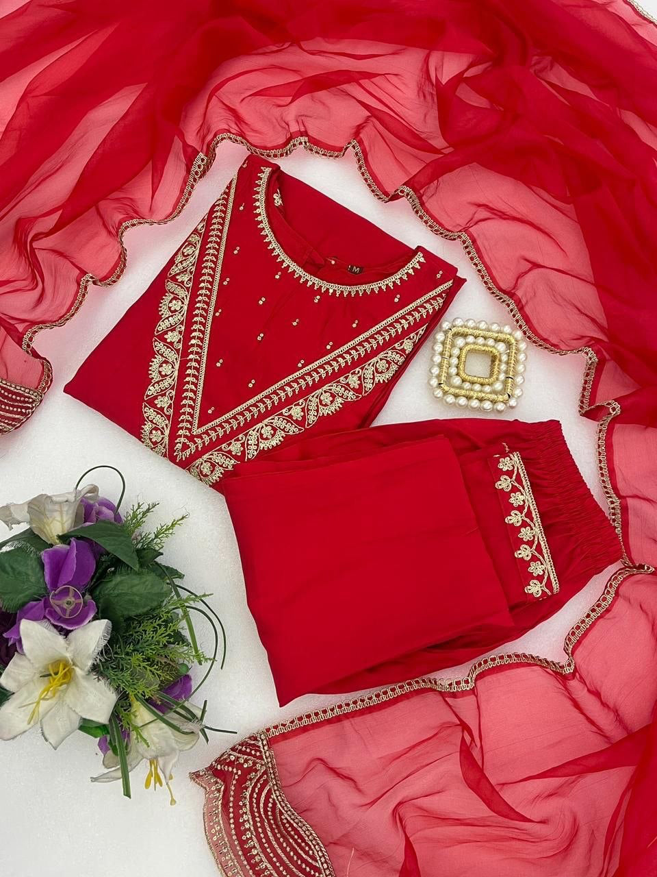 Punjabi "Shanti" - Rouge
