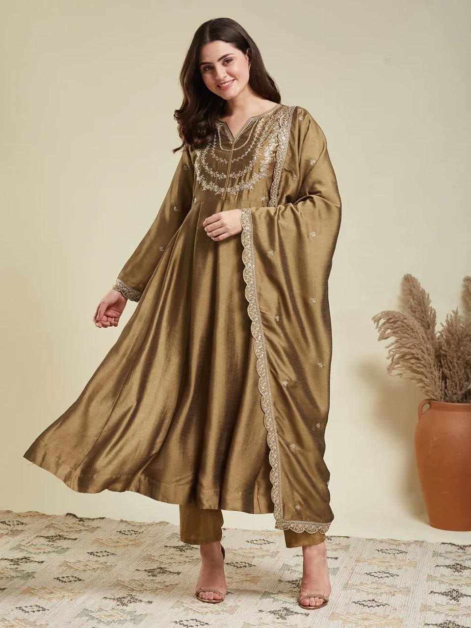 Anarkali Collection "Disha" - Kaki Doré