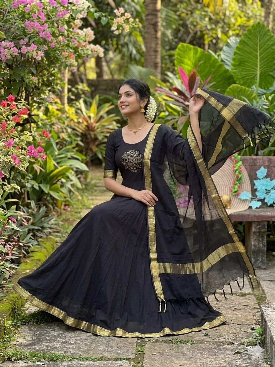 Anarkali Collection "Minaka" - Noir