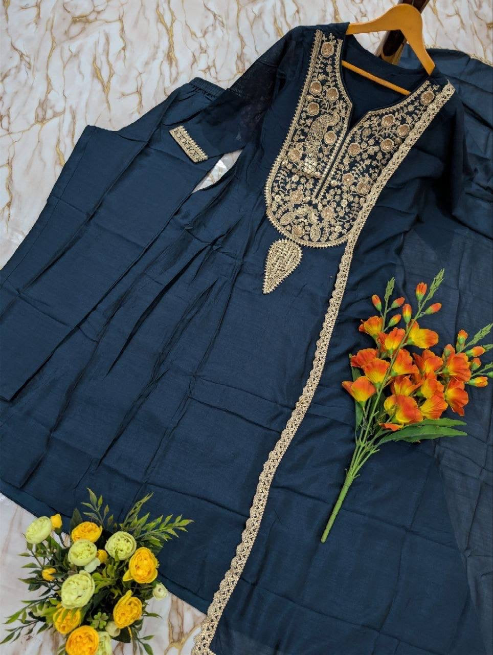 Punjabi "Faiza" - Bleu nuit