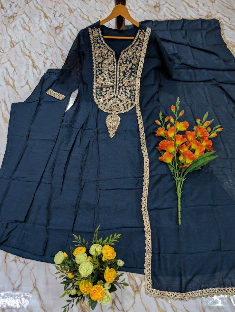 Punjabi "Faiza" - Bleu nuit