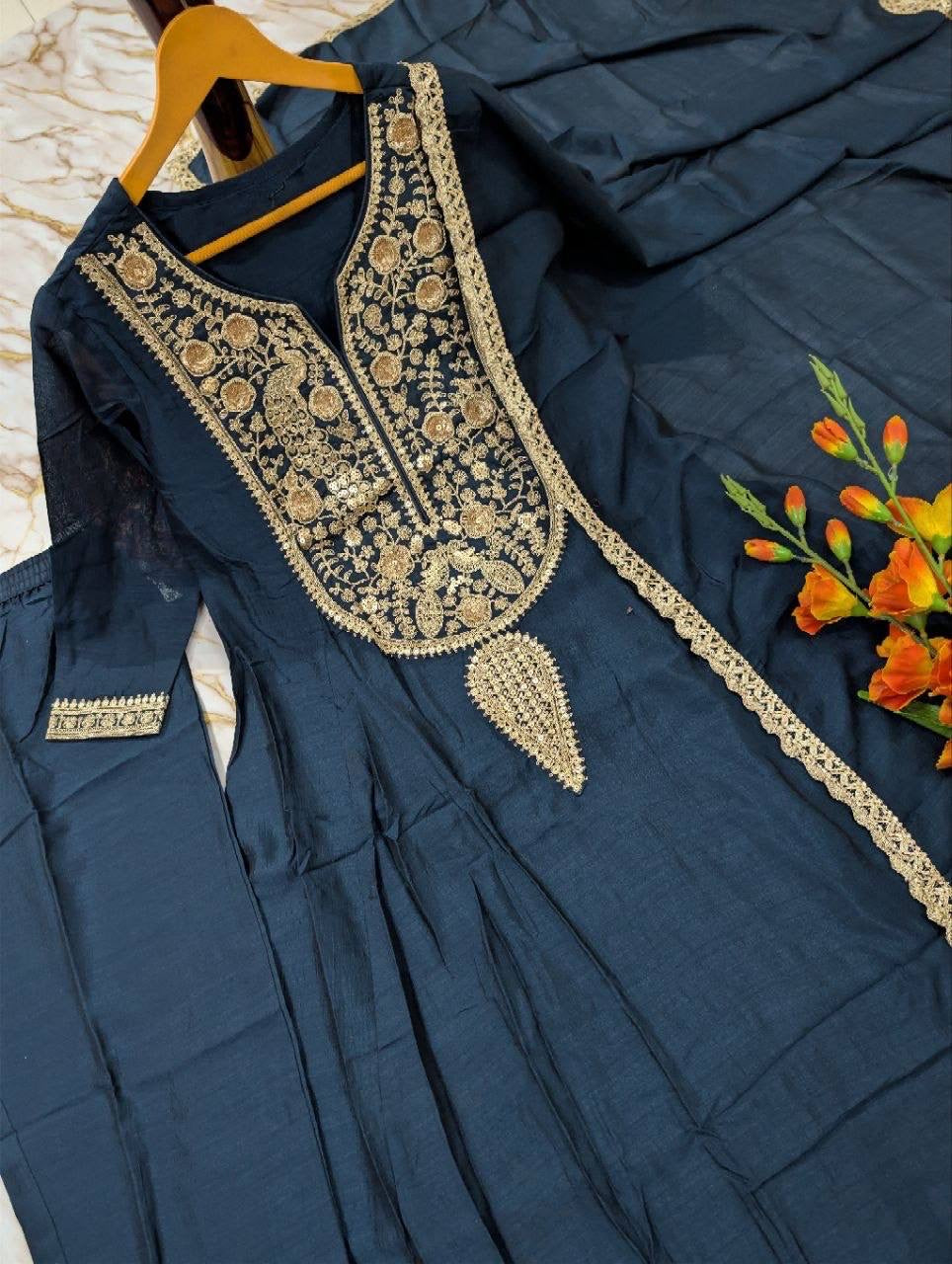 Punjabi "Faiza" - Bleu nuit