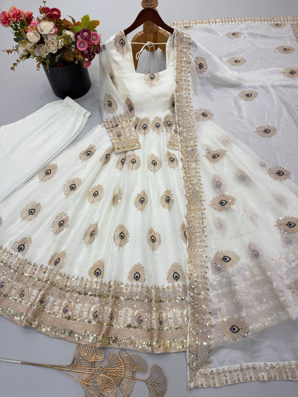 Robe Anarkali collection "Amesha"