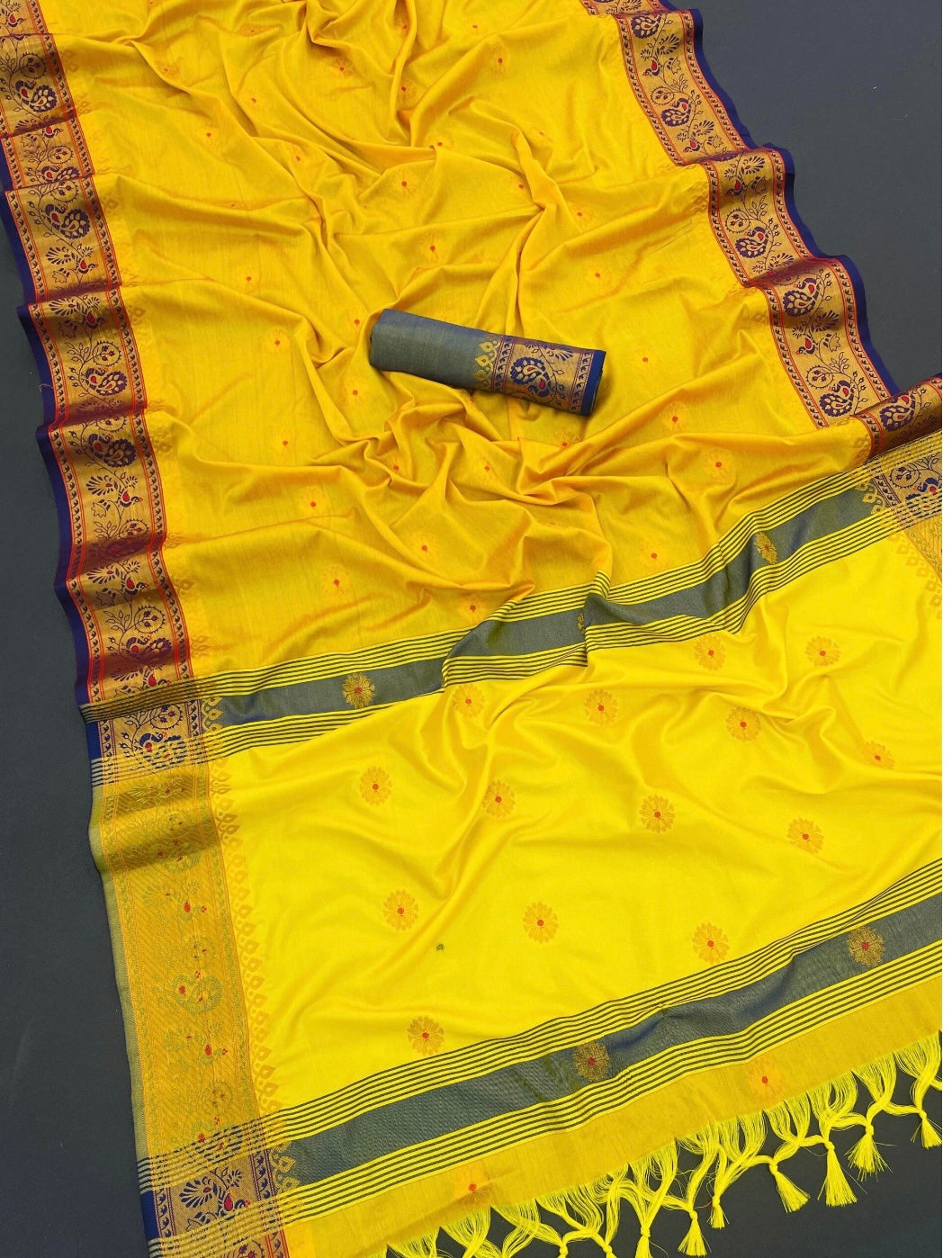 Sari "Rohini" Jaune
