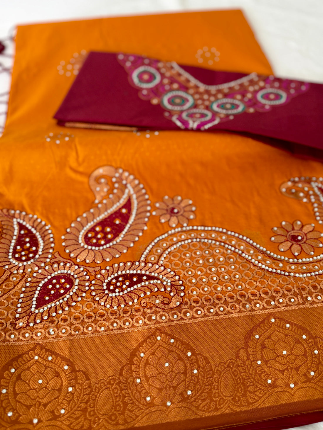 Sari "Maharani" - Jaune safran/grenat