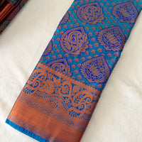 Sari Mayil
