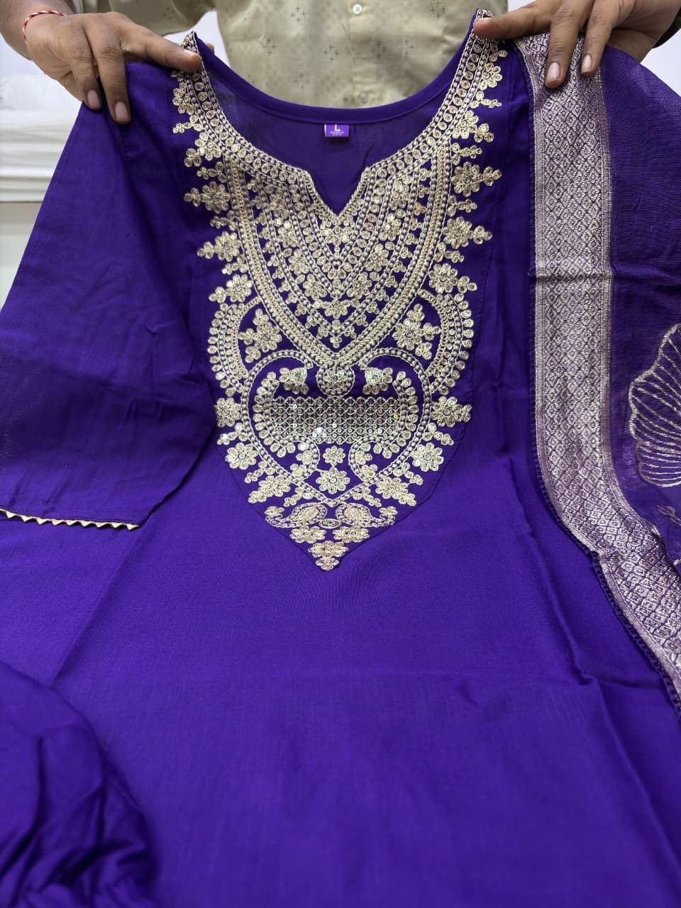 Punjabi "Allya" - Violet