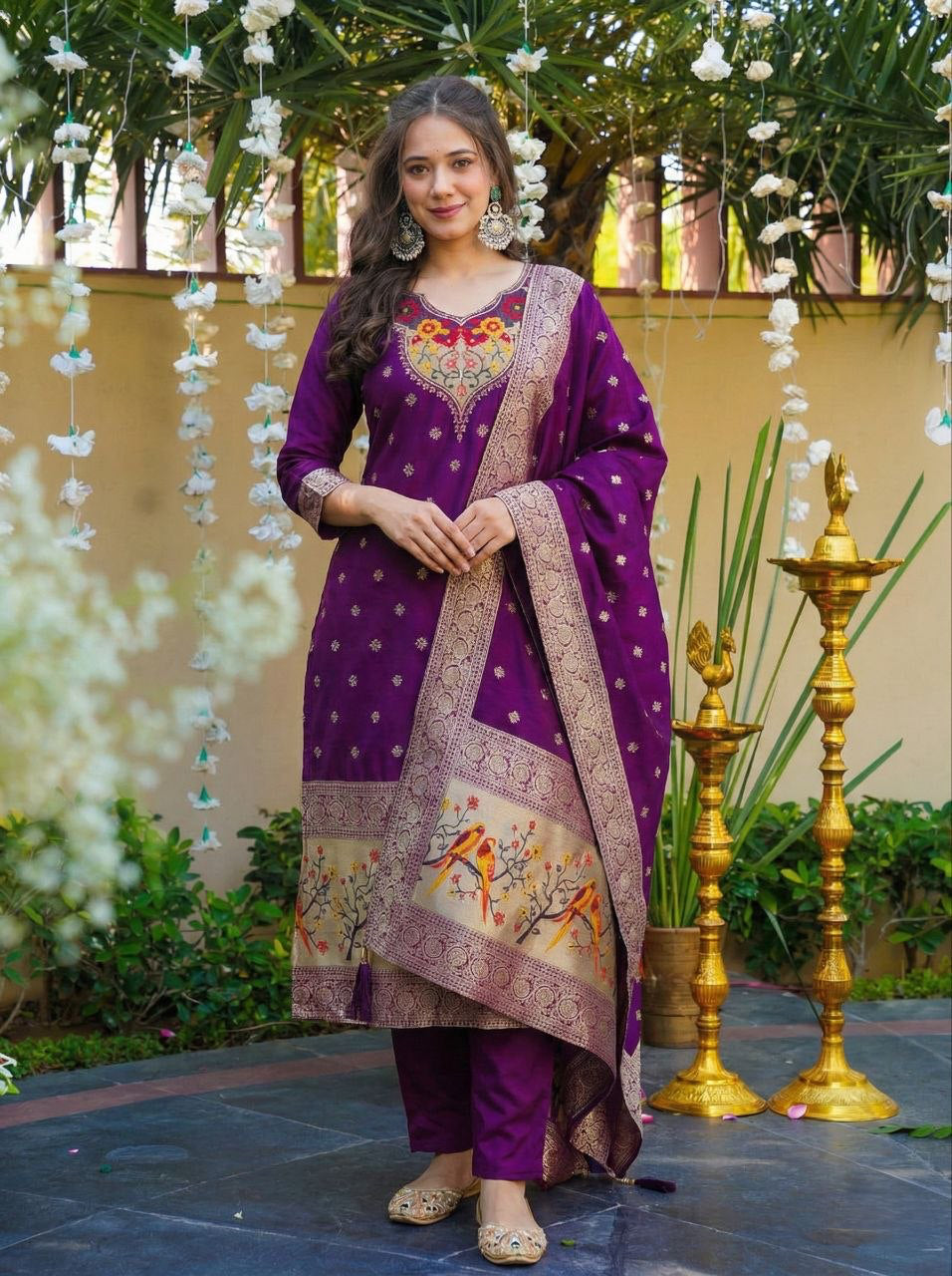 Punjabi "Samina" - Mauve