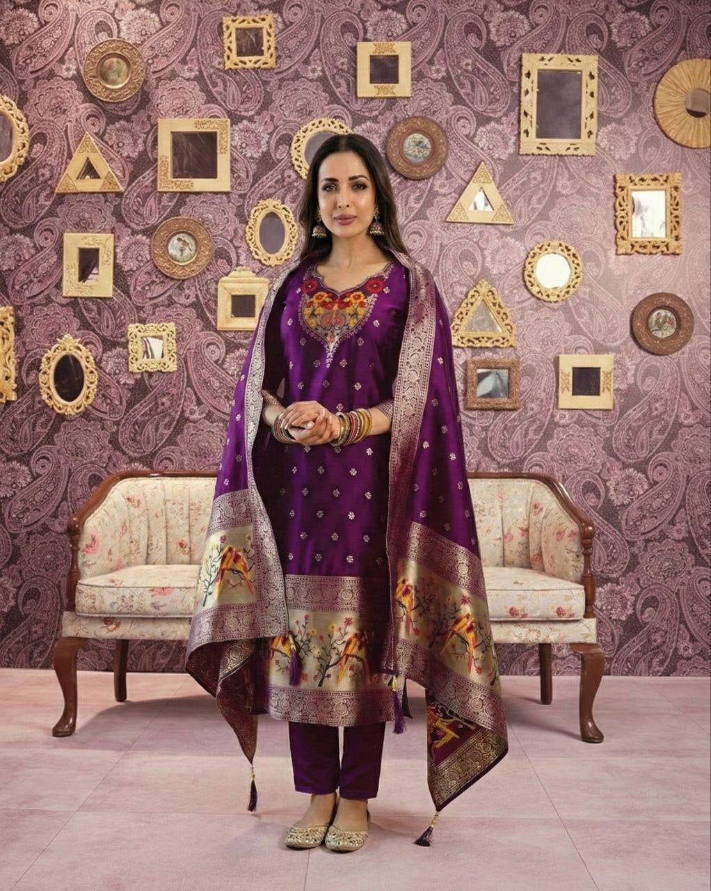 Punjabi "Samina" - Mauve