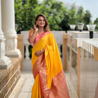 Sari "Shriya"