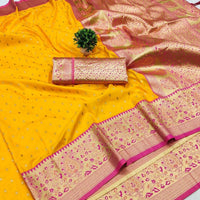 Sari "Shriya"